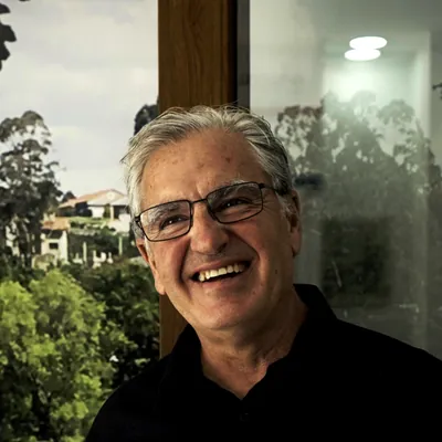 Eduardo, fundador